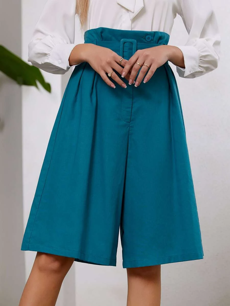 Short ample taille haute ceinturé